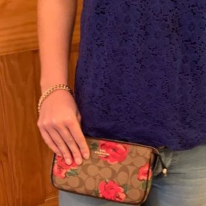 Coach Wristlet Red Floral